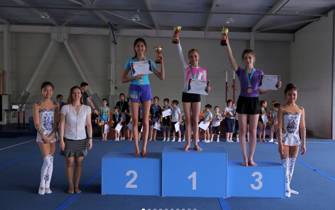 Спорт алматы. Бассейн Баганашил. Фестиваль школьного спорта 19.05.2023 мастер класс Гамовой. Алматы baganashil.